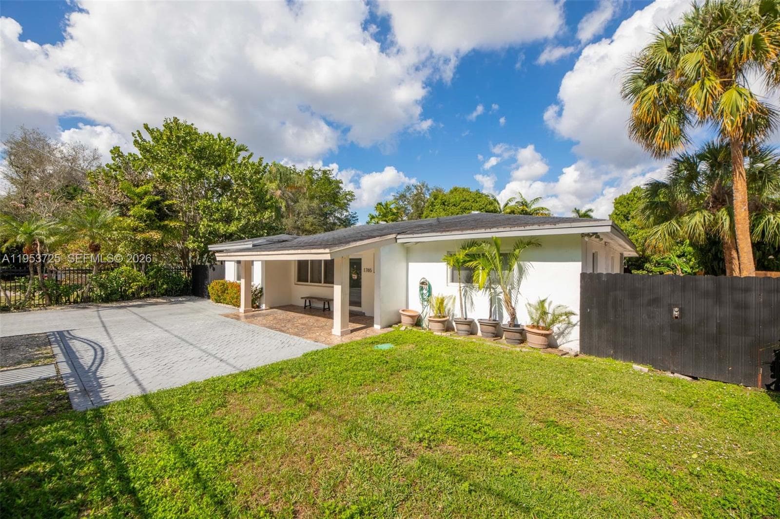 1765 NE 145th St, Miami, FL 33181 photo 4