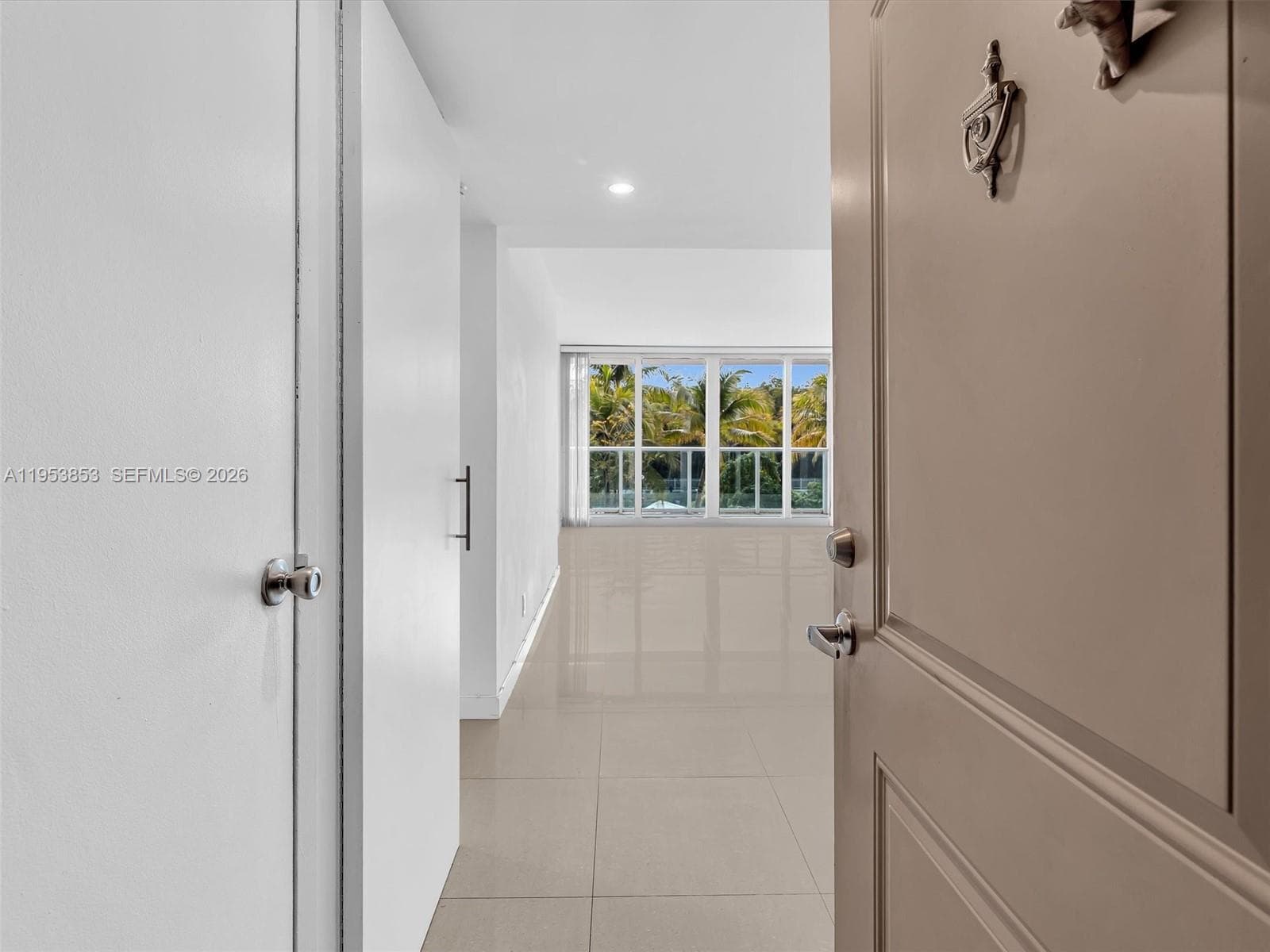 100 Bayview Dr # 223, Sunny Isles Beach, FL 33160 photo 3