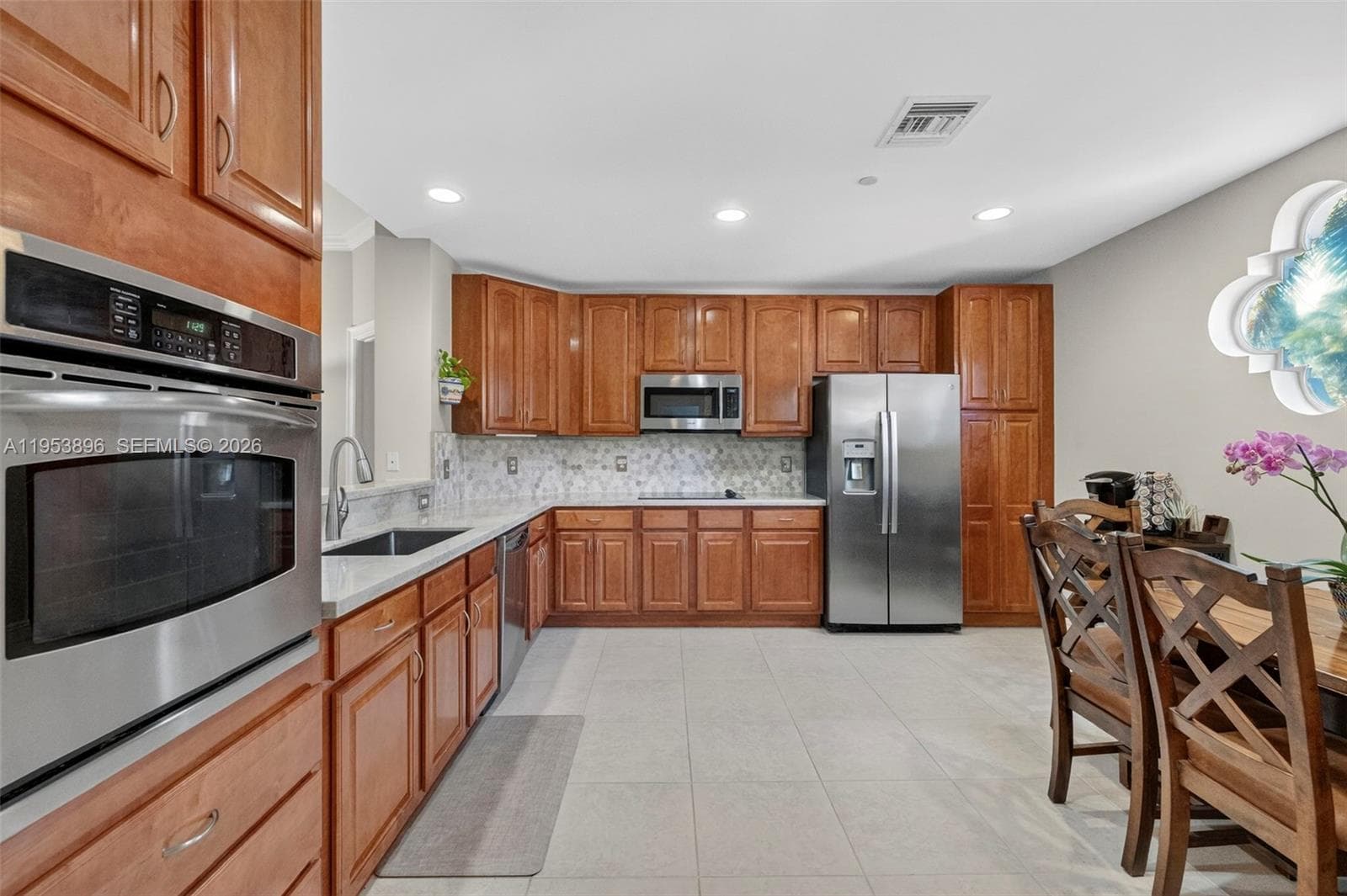 16135 Emerald Estates Dr # 162, Weston, FL 33331 photo 5