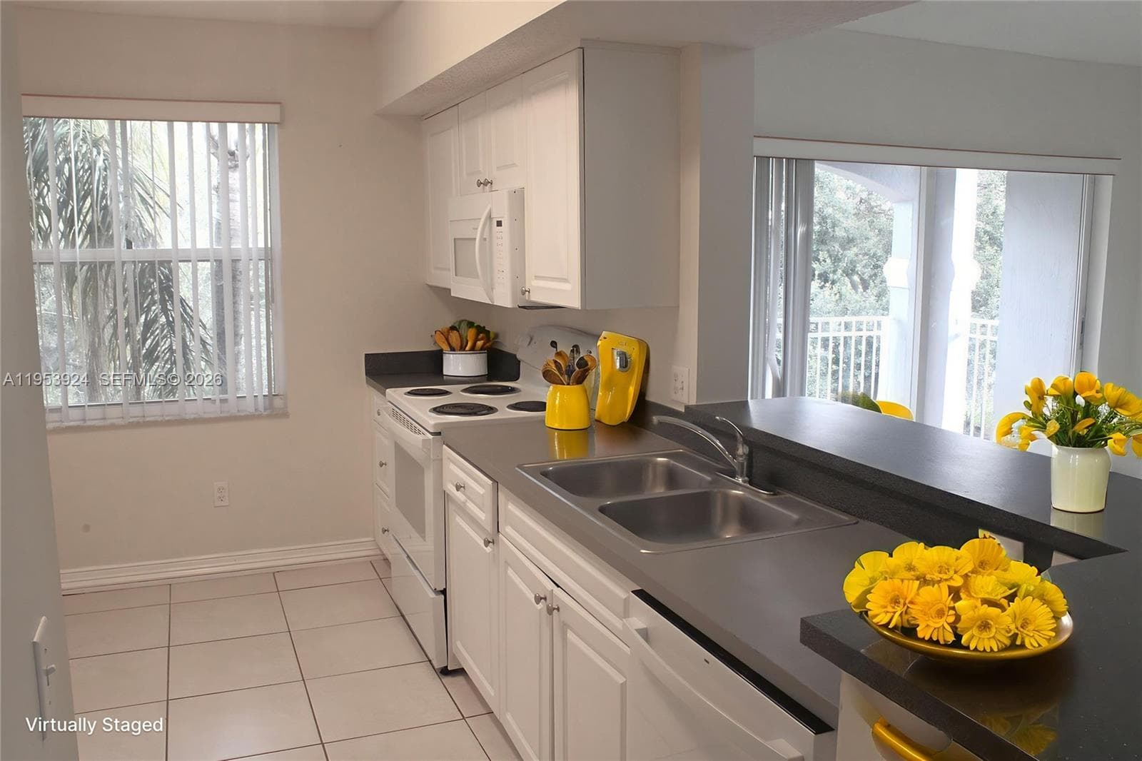 9650 NW 2nd St # 4-301, Pembroke Pines, FL 33024 photo 4