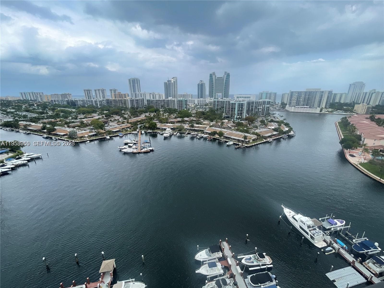 300 Three Islands Blvd # 417, Hallandale Beach, FL 33009 photo 2