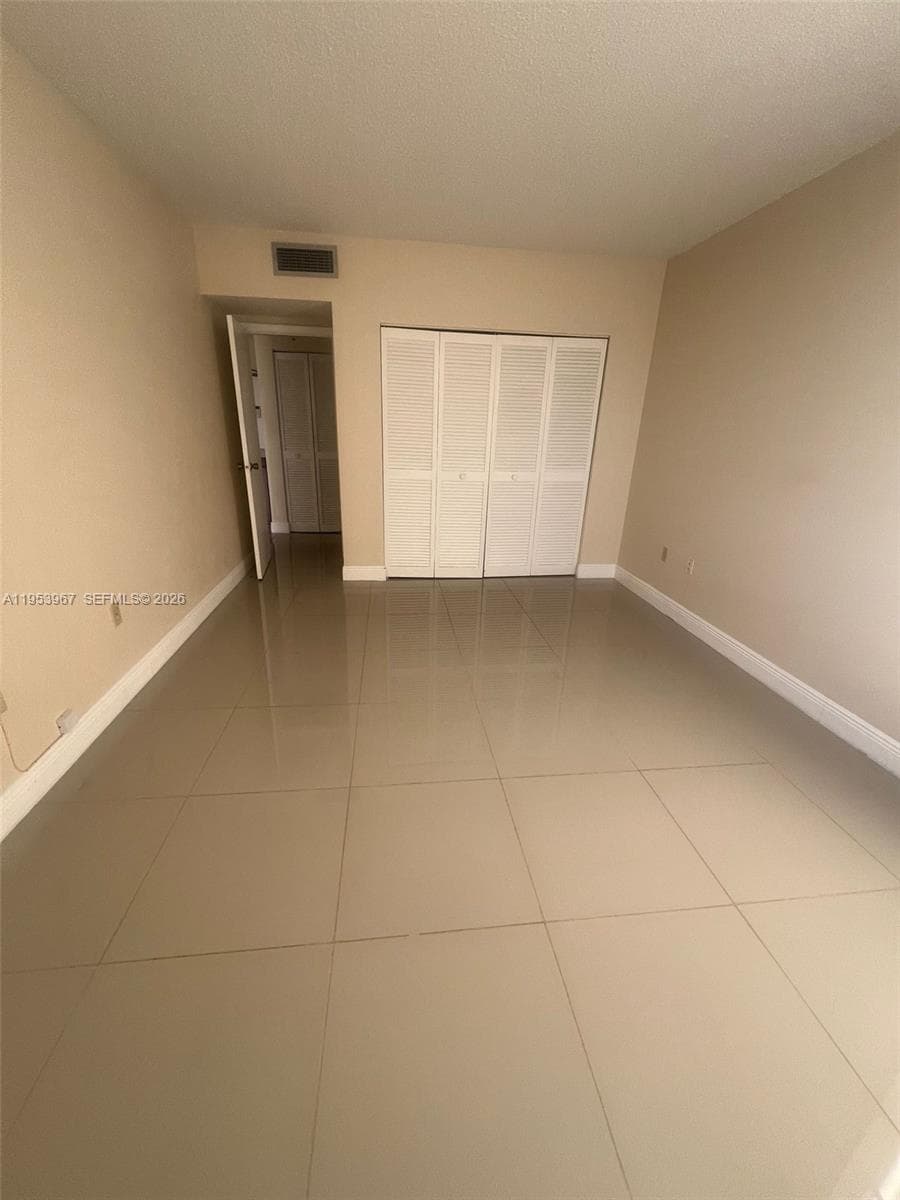 1965 S Ocean Dr # 10P, Hallandale Beach, FL 33009 photo 2
