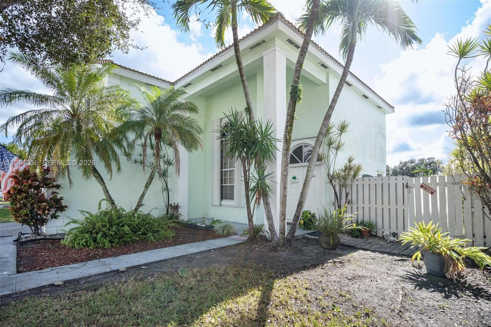 13930 Oak Ridge Dr, Davie, FL 33325 photo 5