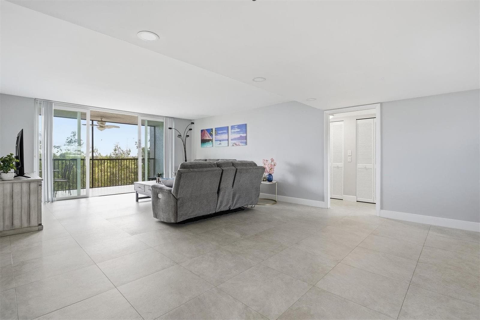 3910 Inverrary Boulevard # 708-B, Lauderhill, FL 33319 photo 5