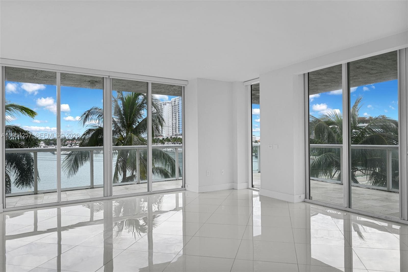 10 VENETIAN WAY # 404, Miami Beach, FL 33139 photo 2