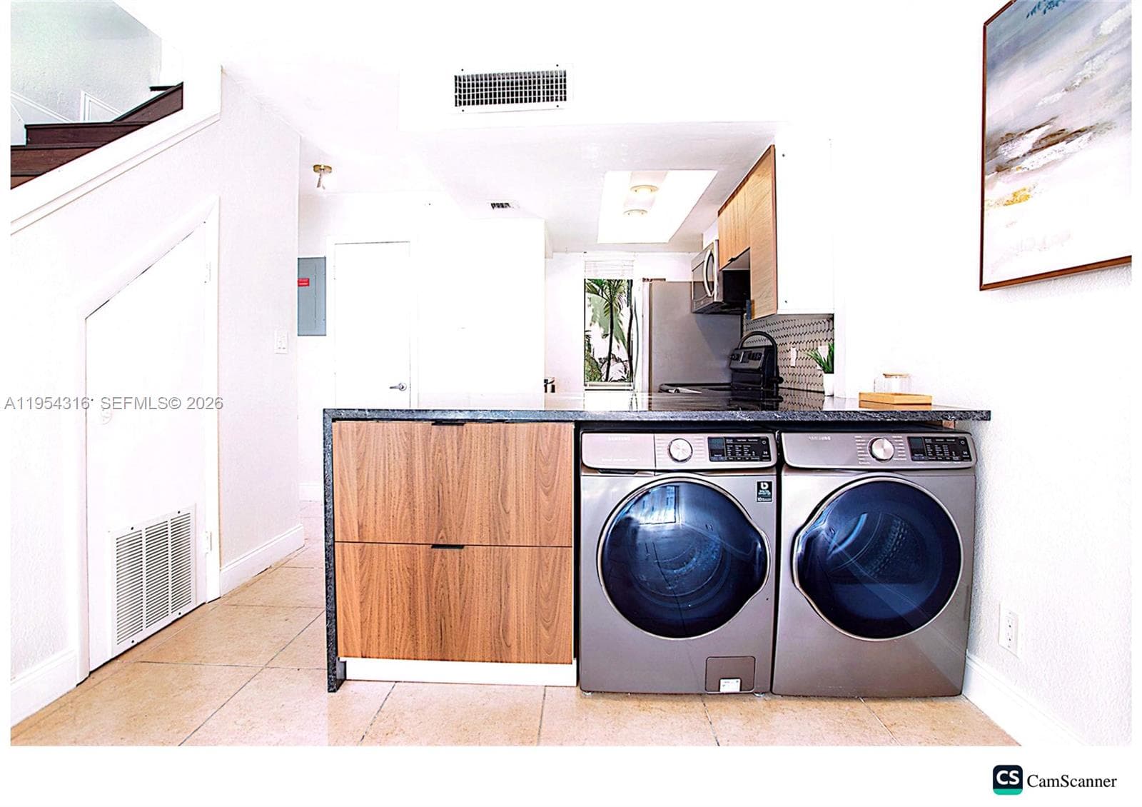 1531 SE 15th St # 5, Fort Lauderdale, FL 33316 photo 3