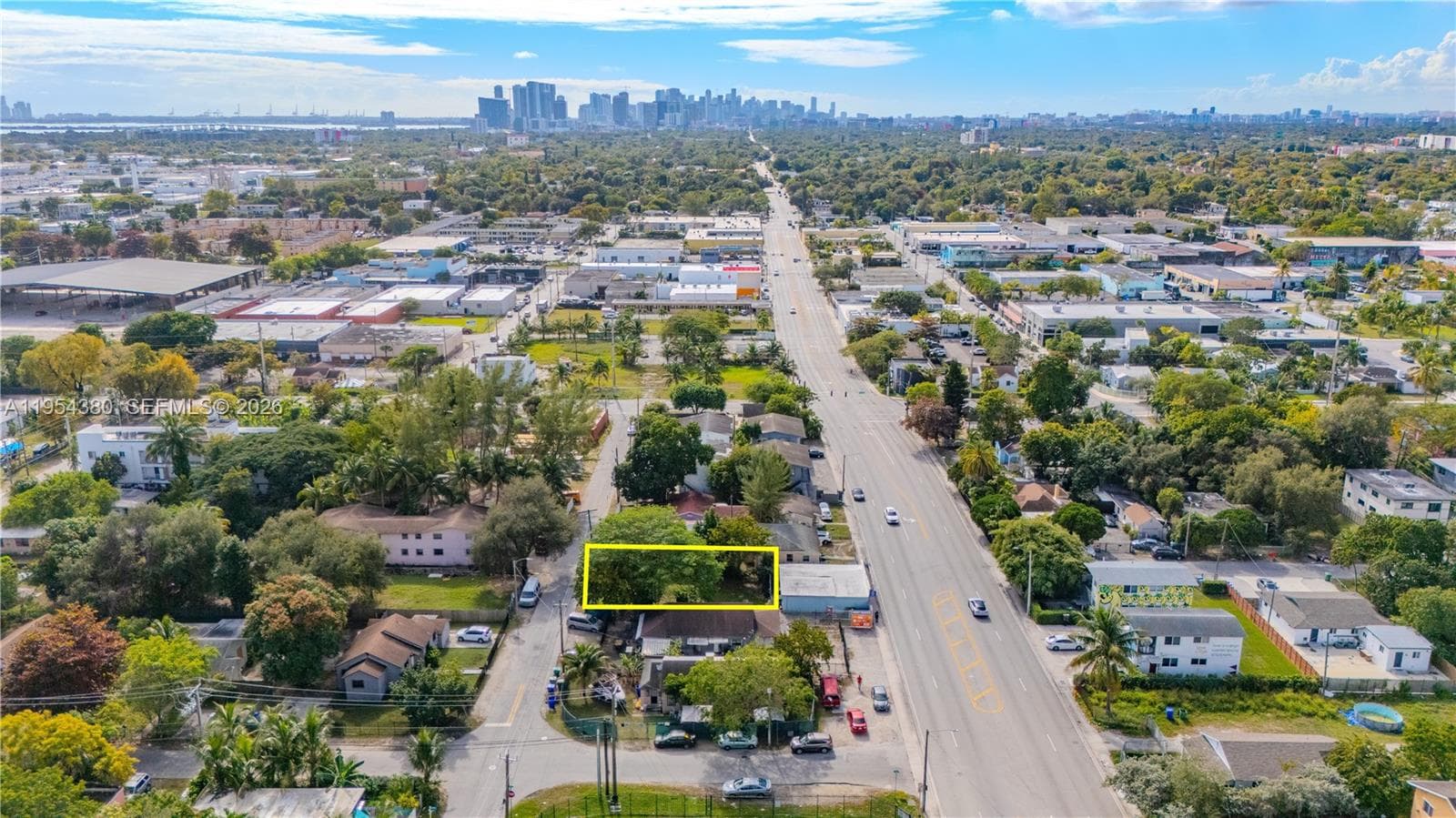 7552 NE Miami Ct, Miami, FL 33138 photo 4
