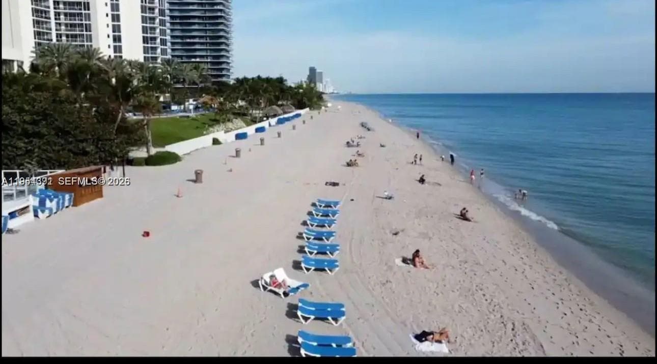 19201 Collins Ave # 436, Sunny Isles Beach, FL 33160 photo 3