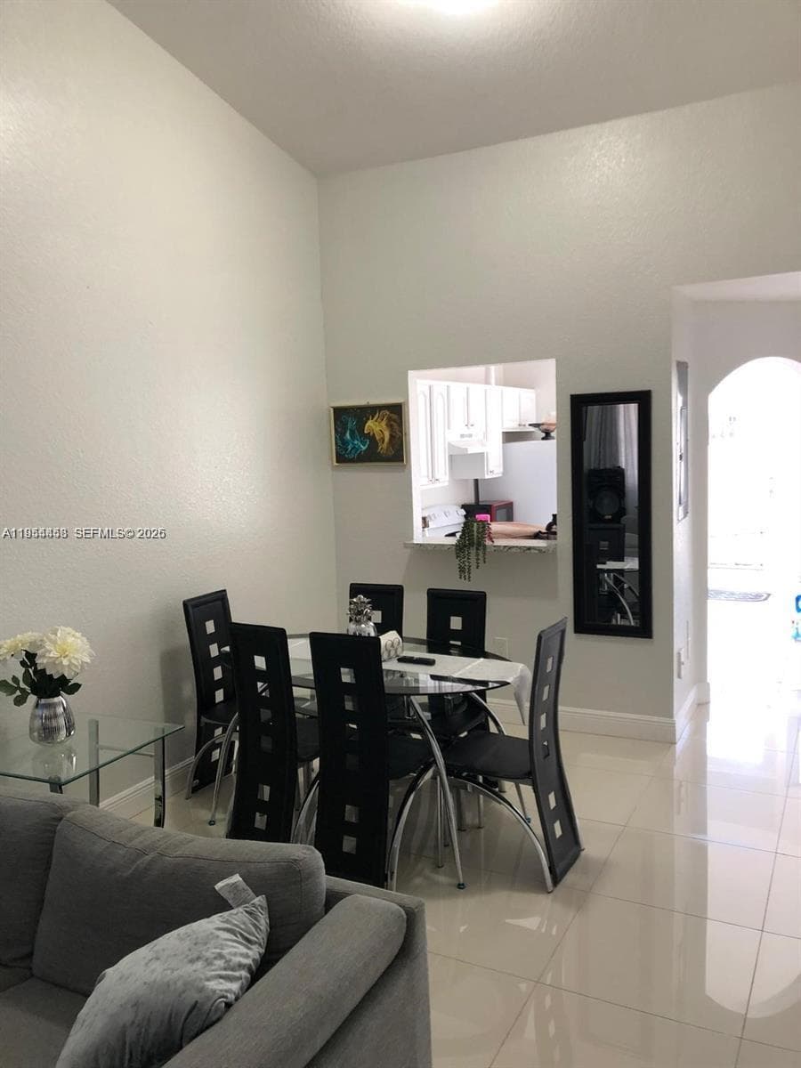 27 NE 13th Ave # 4, Homestead, FL 33033 photo 3