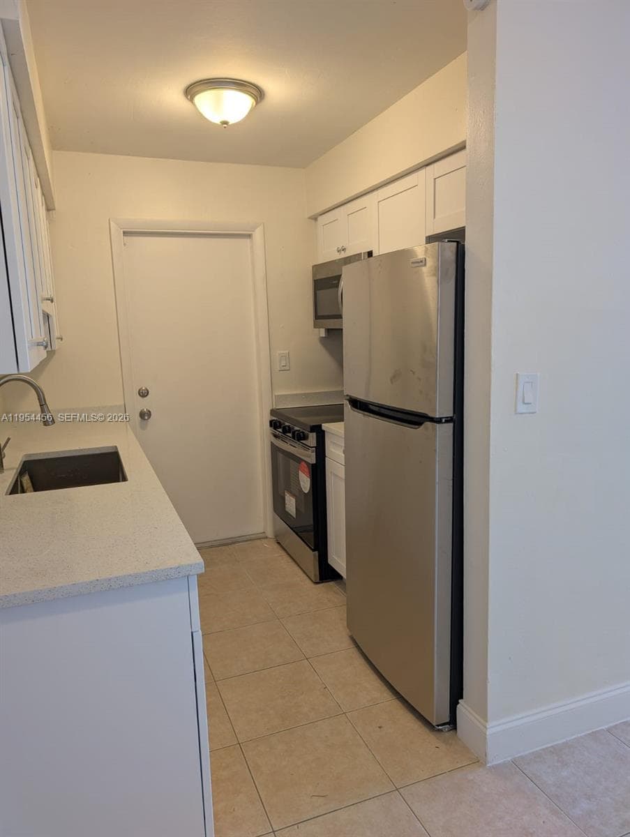 1118-1120 NW 2nd Ave, Fort Lauderdale, FL 33311 photo 5