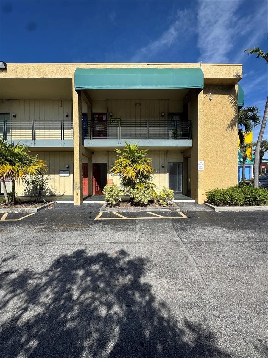 2331 N State Road 7 # 124, Lauderhill, FL 33313