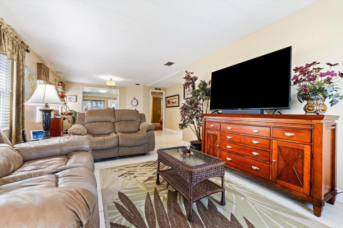 120 NW 51st Street, Deerfield Beach, FL 33064 photo 4