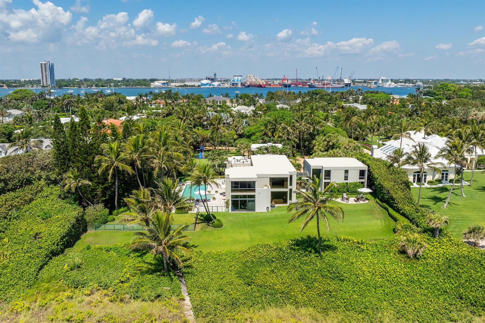 1446 N Ocean Boulevard, Palm Beach, FL 33480 photo 4