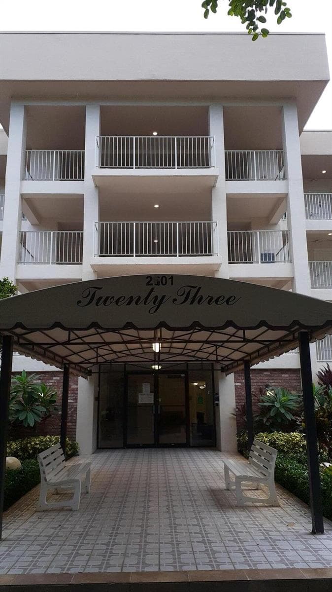 2601 S Course Drive # 203, Pompano Beach, FL 33069 photo 2