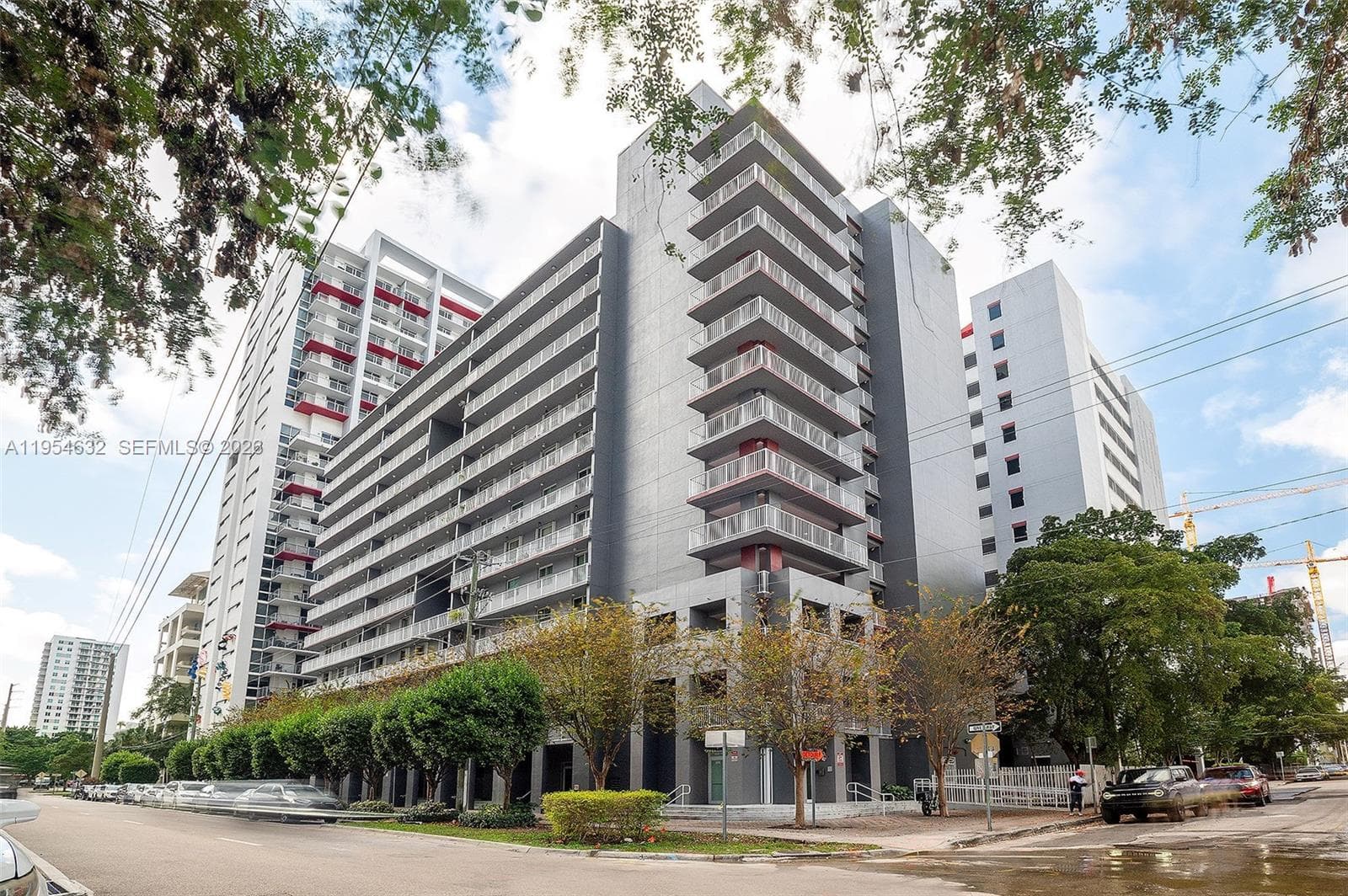 104 SW 9th St # 1101, Miami, FL 33130 photo 5