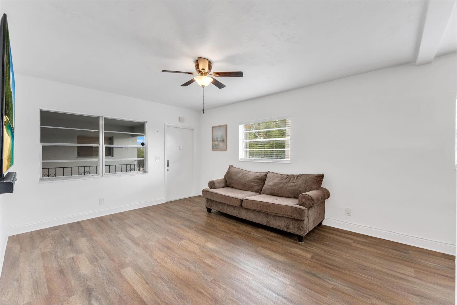 7401 Pines Boulevard # 201, Pembroke Pines, FL 33024 photo 5