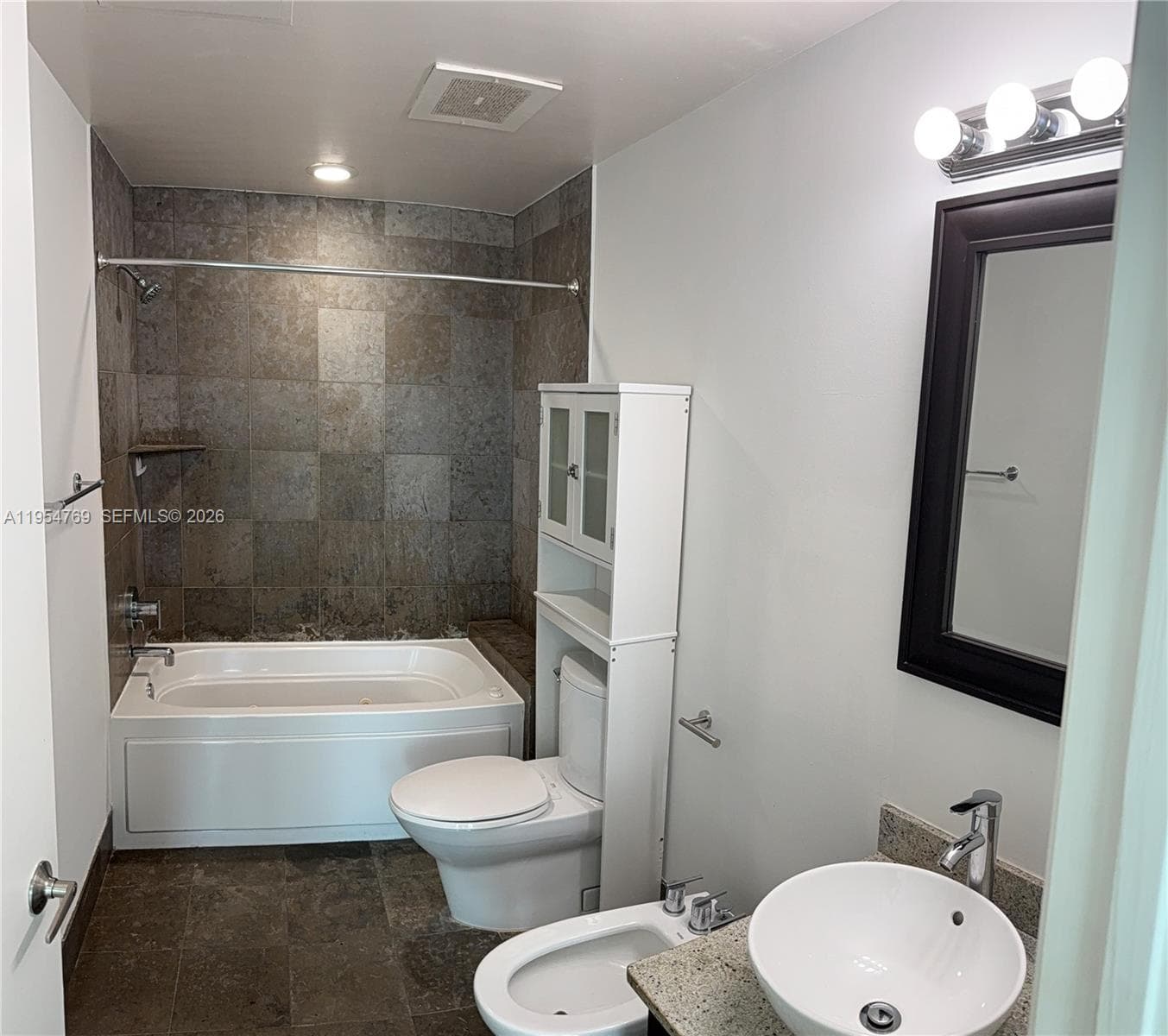 3029 NE 188th St # 319, Aventura, FL 33180 photo 5