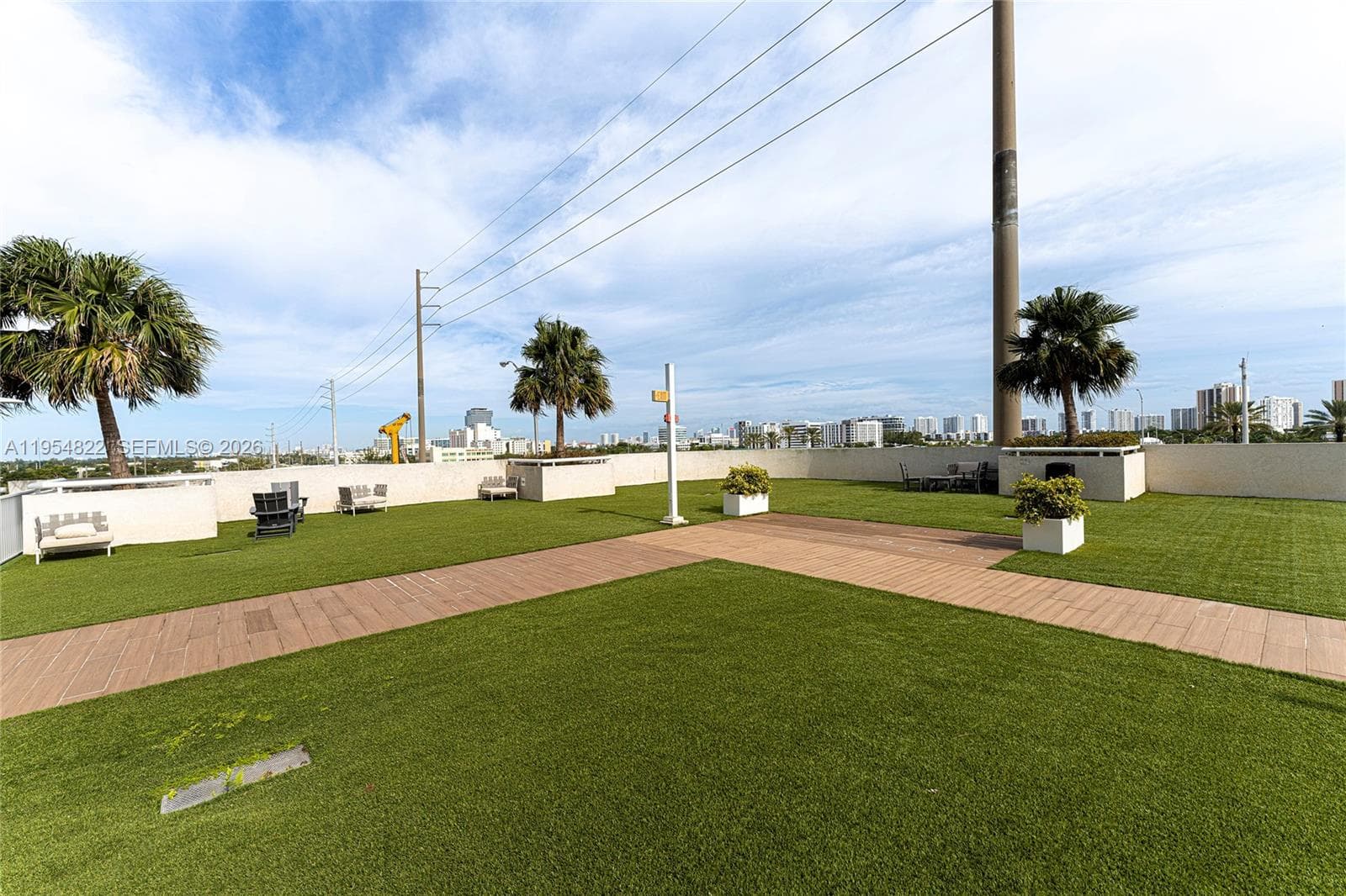 20200 W Dixie Hwy # 903, Miami, FL 33180 photo 5