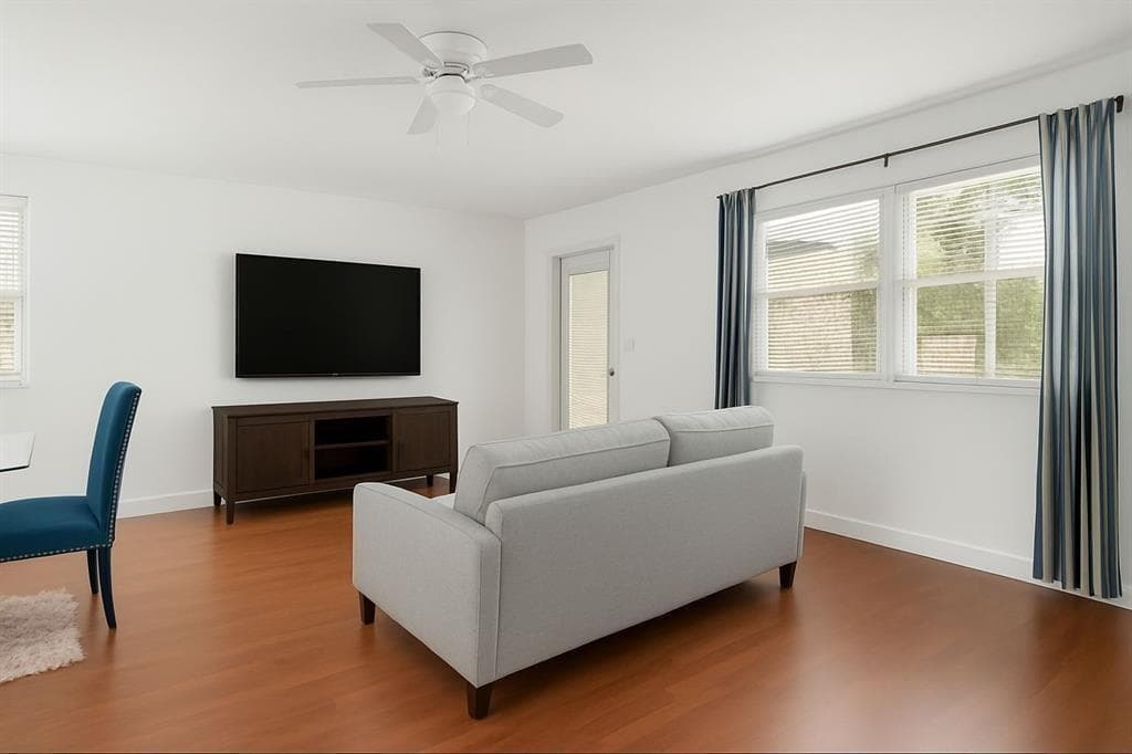 703 Brittany # O, Delray Beach, FL 33446 photo 2