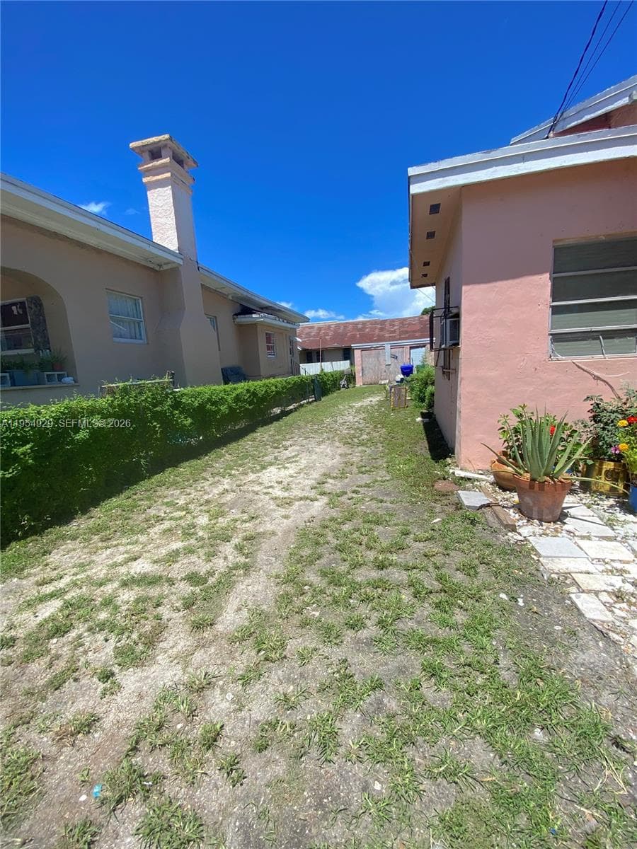 114 NW 10th Ave, Miami, FL 33128 photo 5