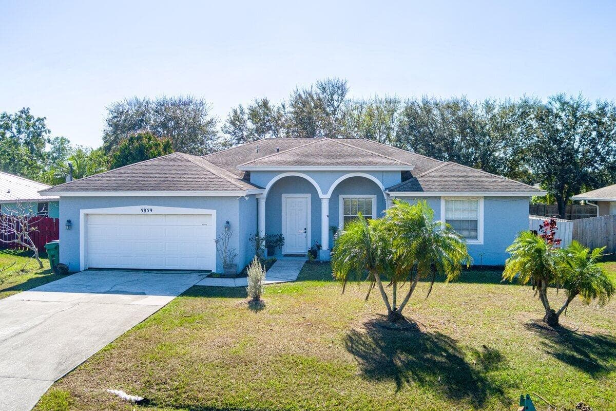 5859 NW Cullom Circle, Port St. Lucie, FL 34986 photo 2