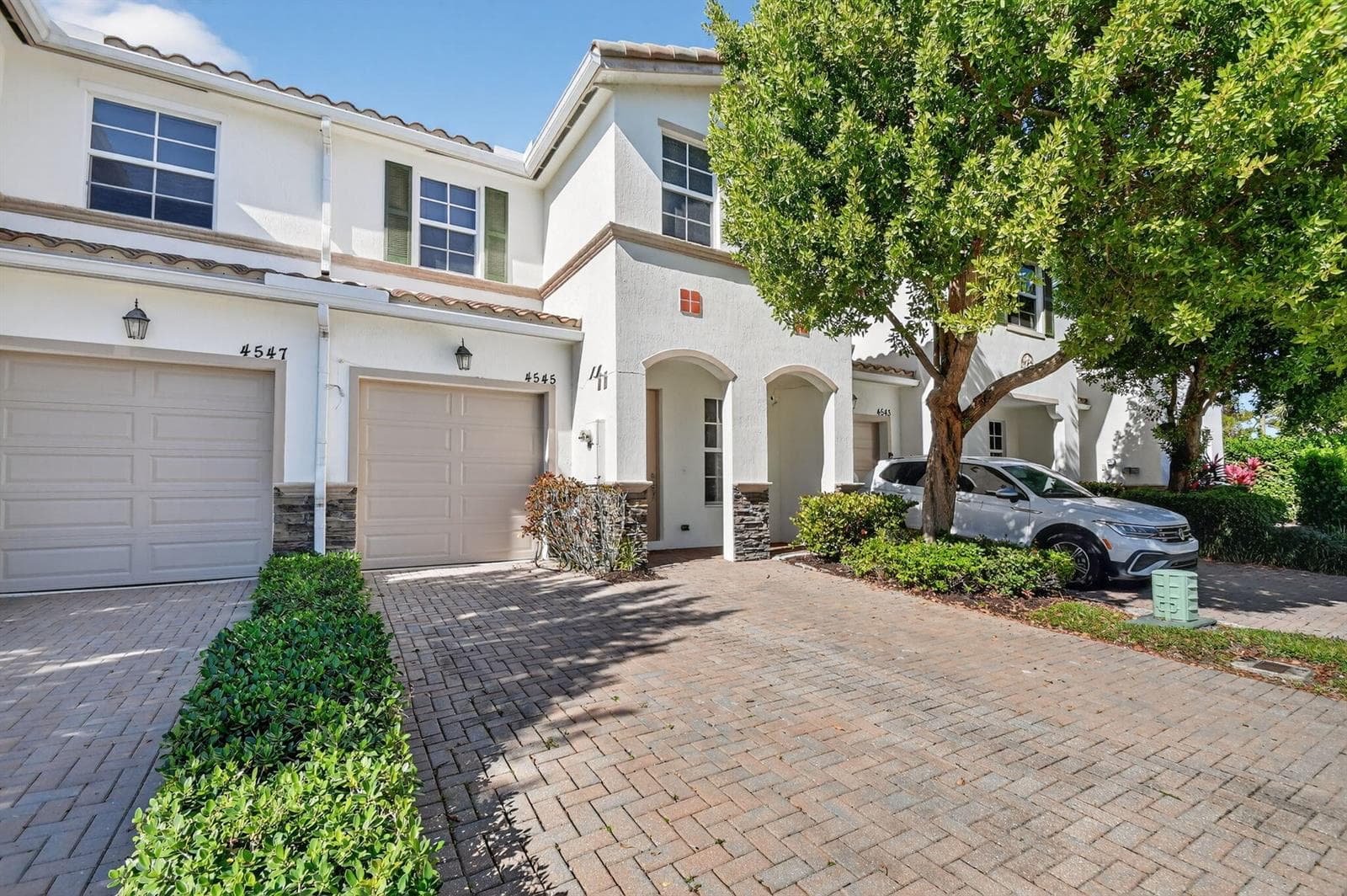 4545 Tara Cove Way, West Palm Beach, FL 33417 photo 2