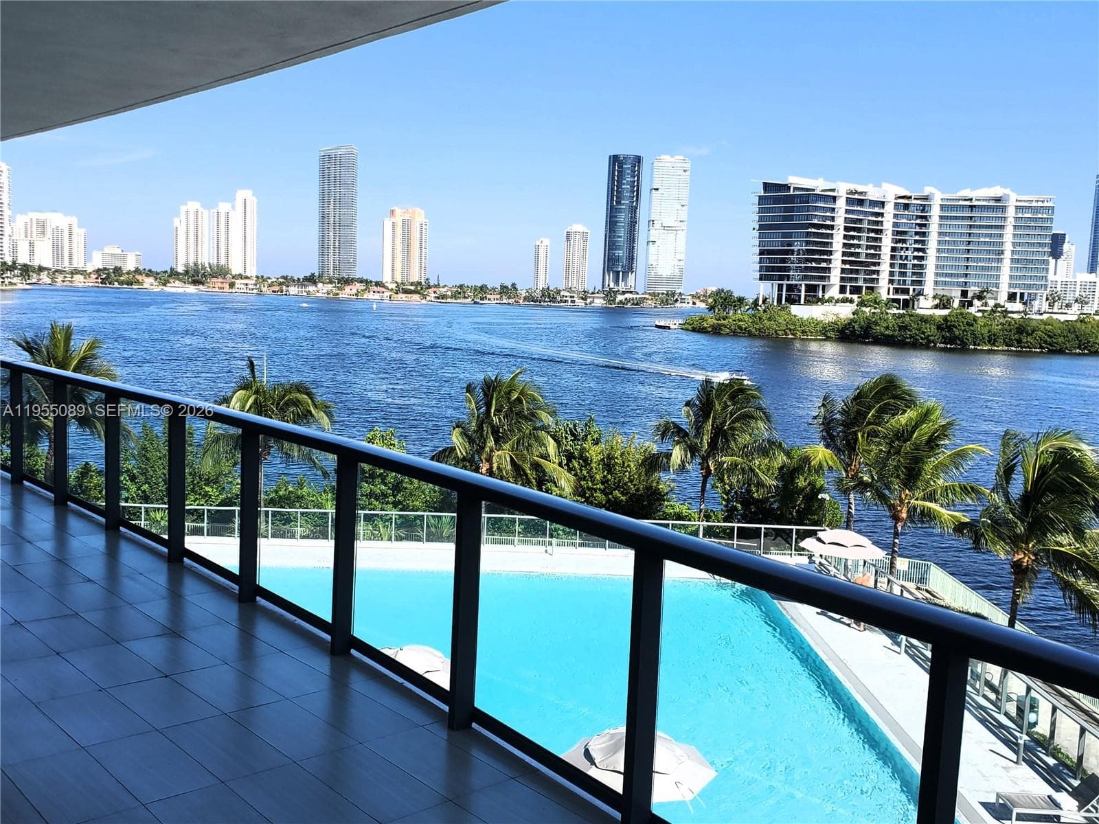 3300 NE 188th St # 315, Aventura, FL 33180