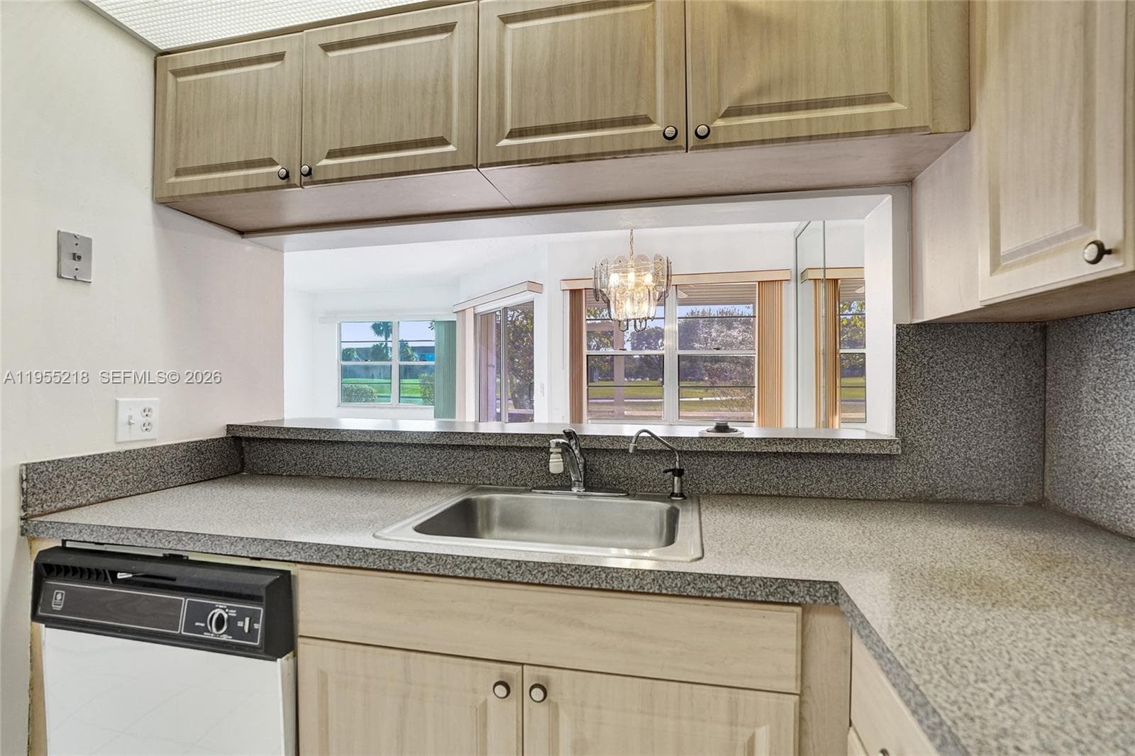 900 SW 128th Ave # 103D, Pembroke Pines, FL 33027 photo 3