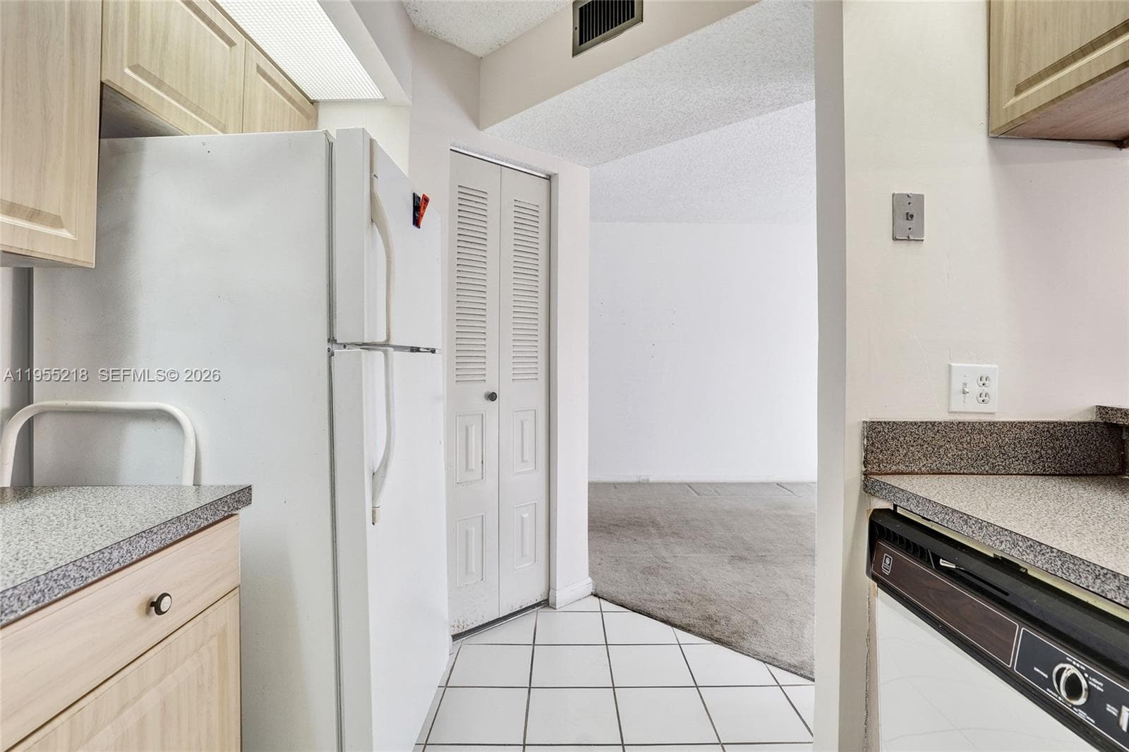 900 SW 128th Ave # 103D, Pembroke Pines, FL 33027 photo 4