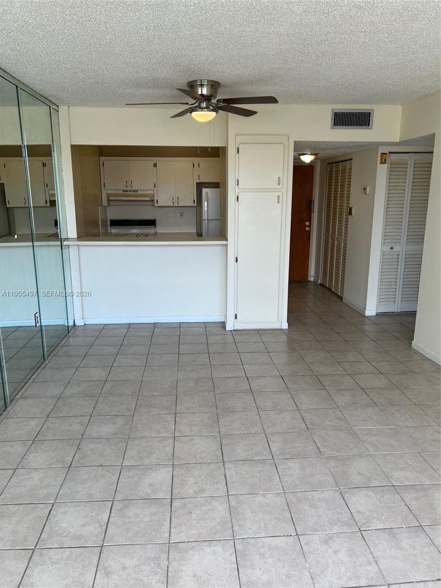 13390 NE 7th Ave # 205, North Miami, FL 33161 photo 2
