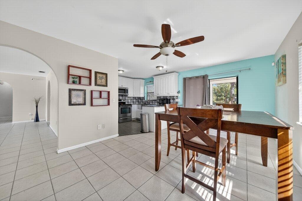 2097 SE Mantua Street, Port St. Lucie, FL 34952 photo 3