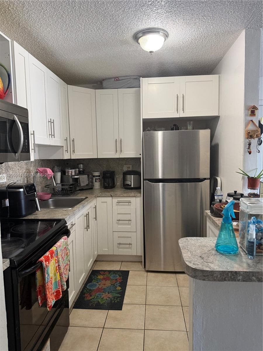 7120 NW 179th St # 105, Hialeah, FL 33015 photo 3