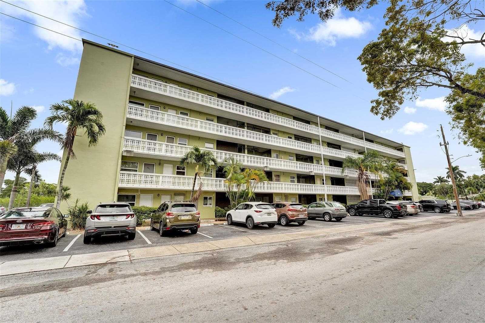 1425 Arthur Street # 202A, Hollywood, FL 33020 photo 2