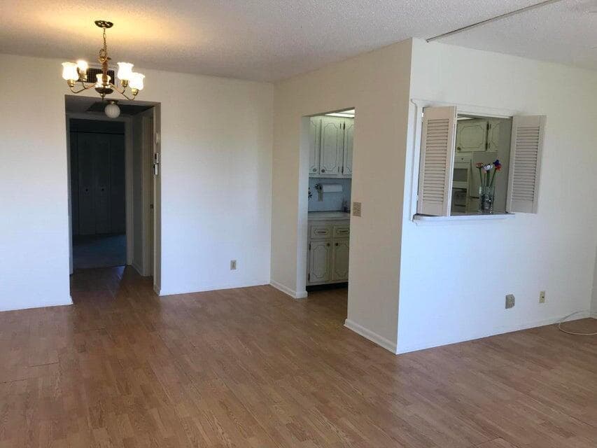 434 Southampton B, West Palm Beach, FL 33417
