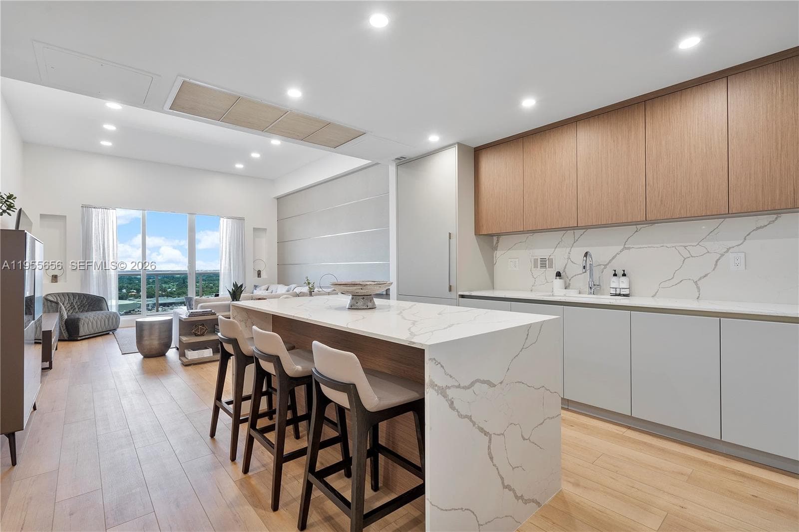 2301 Collins Ave # 1633, Miami Beach, FL 33139 photo 3