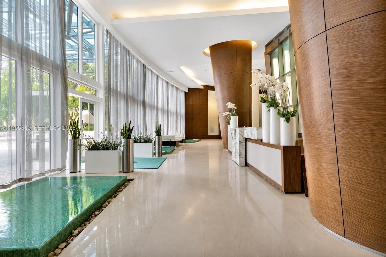 18201 Collins Ave # 1507, Sunny Isles Beach, FL 33160 photo 2