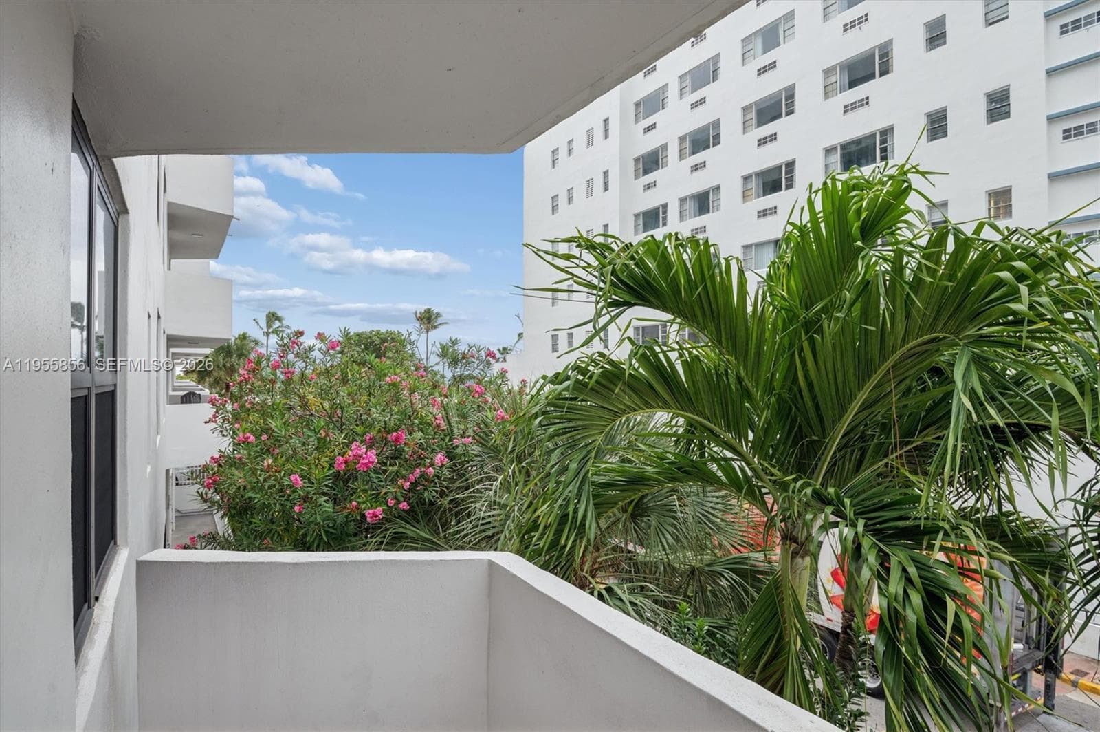 4301 Collins Ave # 202, Miami Beach, FL 33140 photo 2