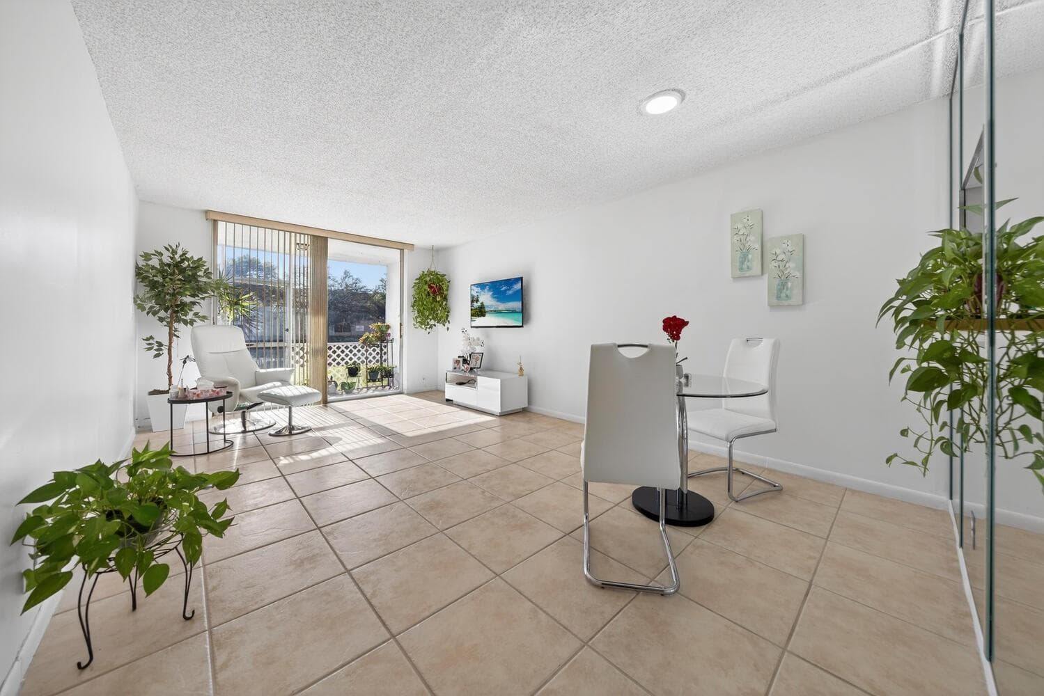 9281 Sunrise Lakes Boulevard # 107, Sunrise, FL 33322 photo 3