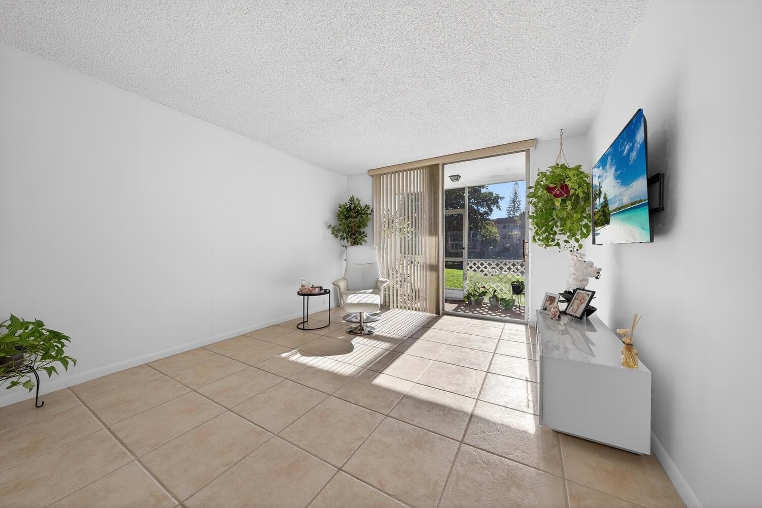 9281 Sunrise Lakes Boulevard # 107, Sunrise, FL 33322 photo 5