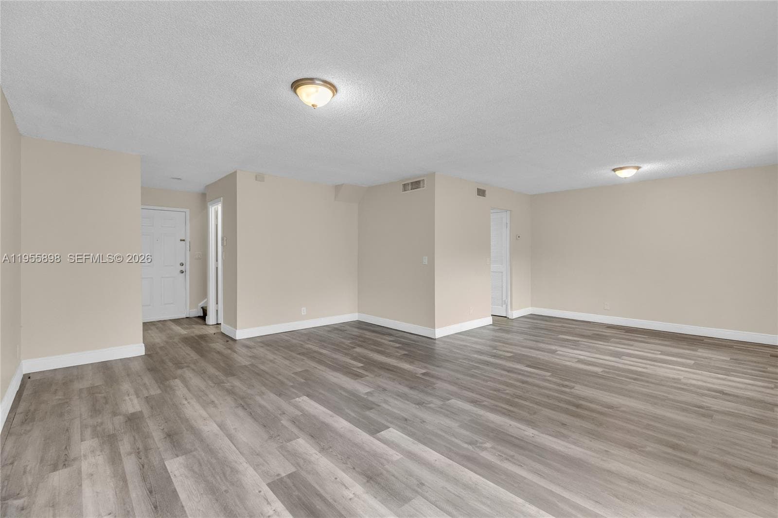 17901 NW 68th Ave # T206, Hialeah, FL 33015 photo 3