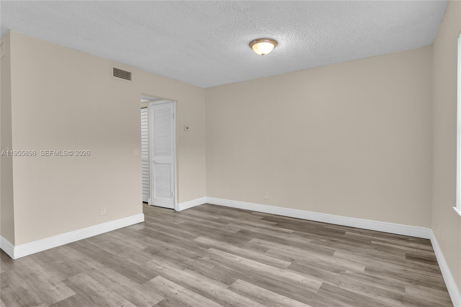 17901 NW 68th Ave # T206, Hialeah, FL 33015 photo 5