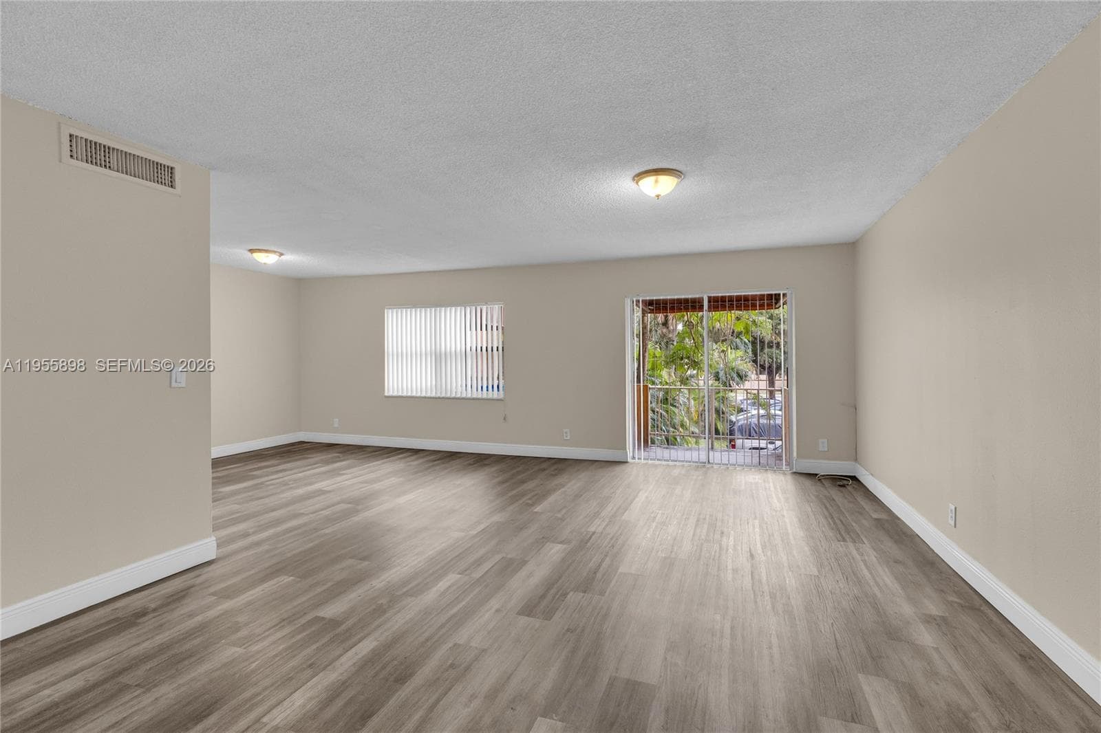 17901 NW 68th Ave # T206, Hialeah, FL 33015 photo 4