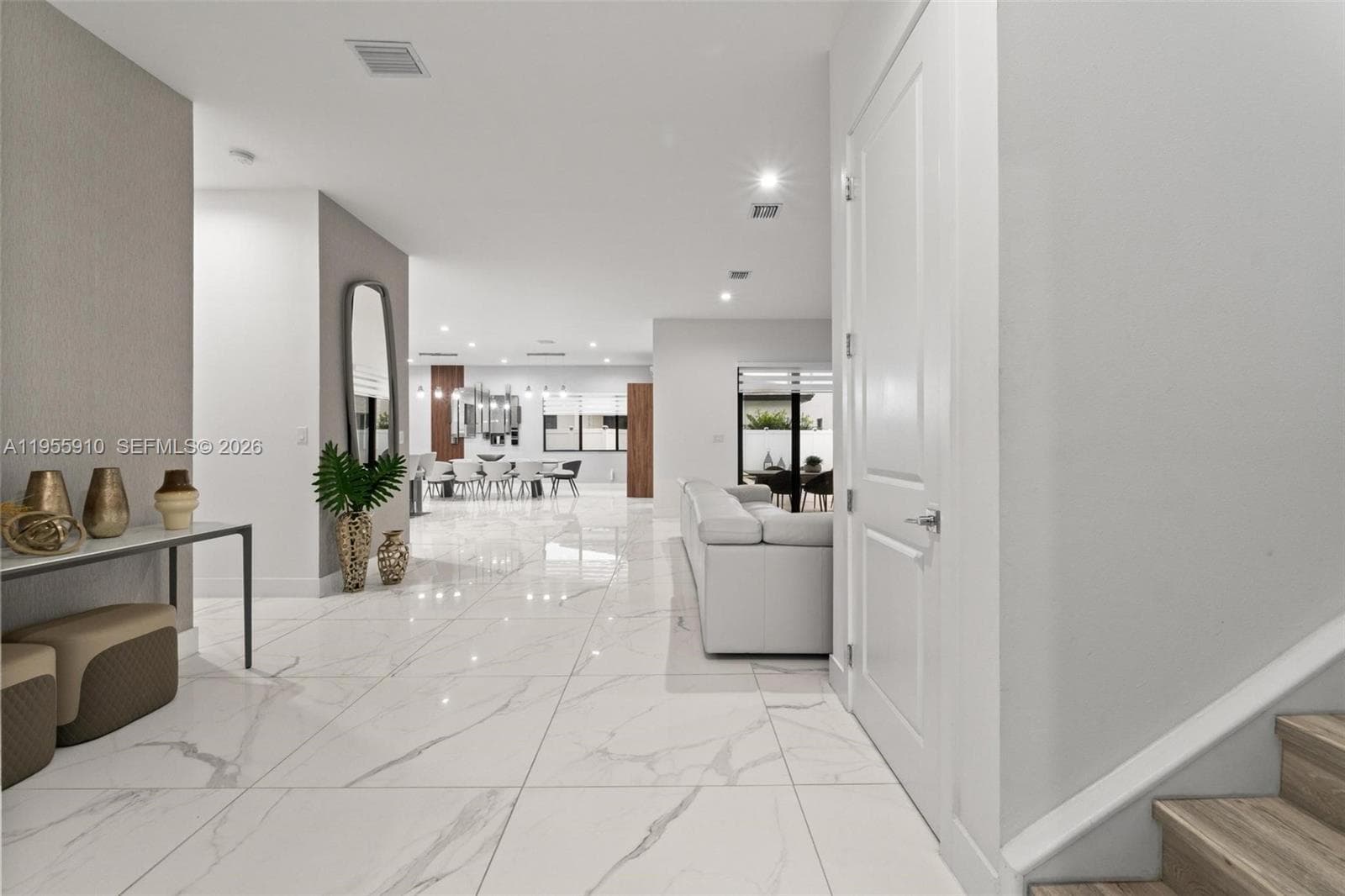 8086 NW 47th Ter, Doral, FL 33166 photo 5