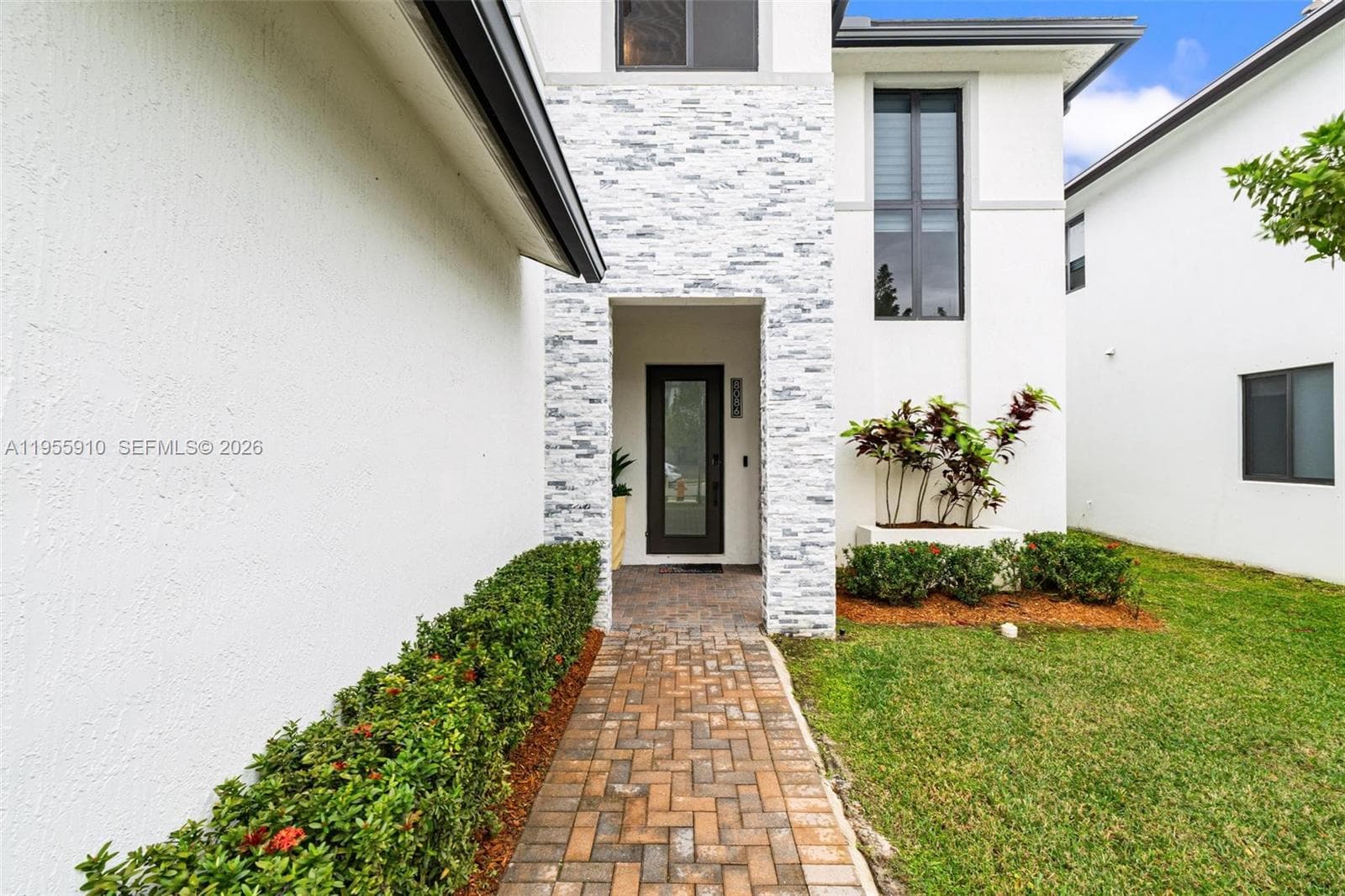 8086 NW 47th Ter, Doral, FL 33166 photo 4