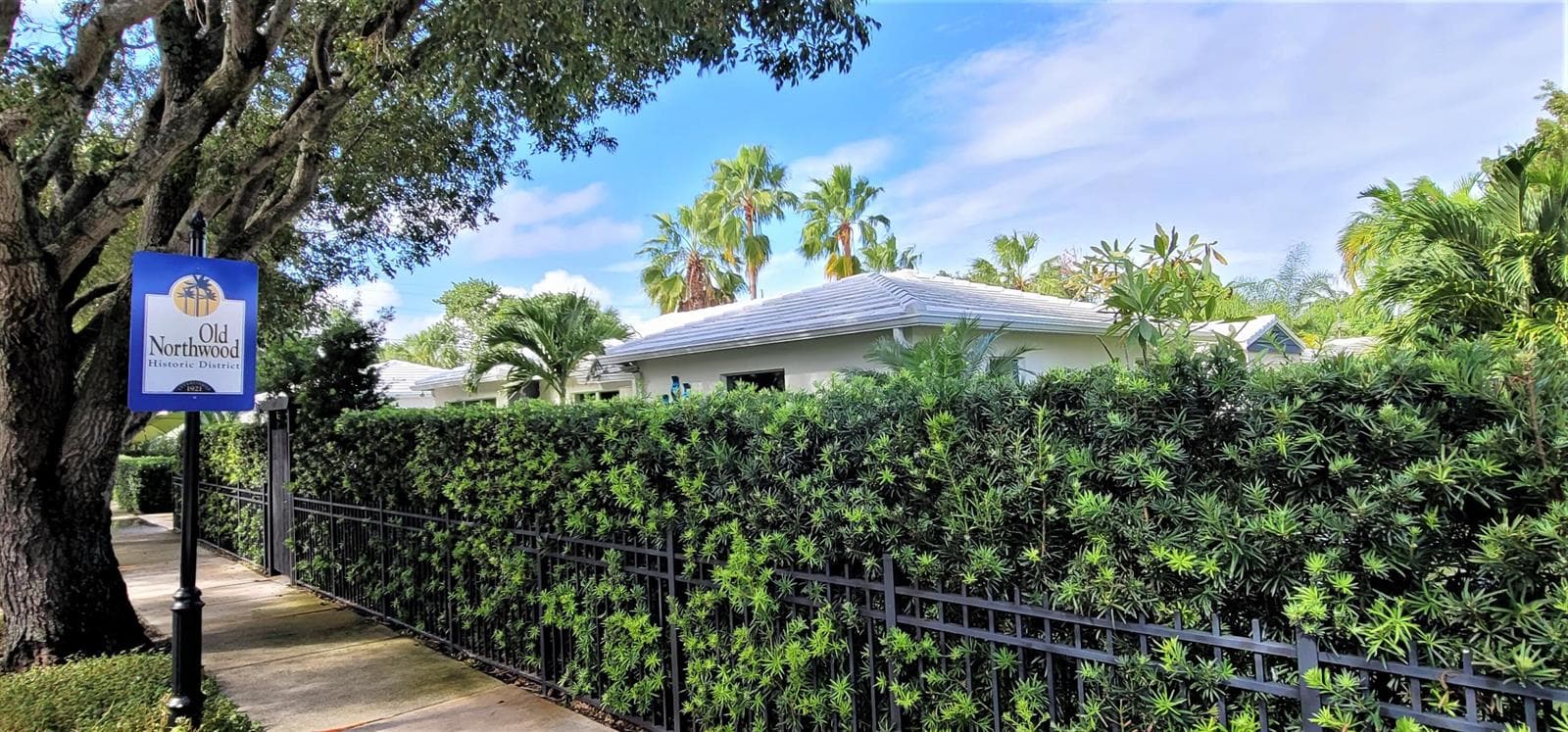 403 32nd Street, West Palm Beach, FL 33407 photo 2