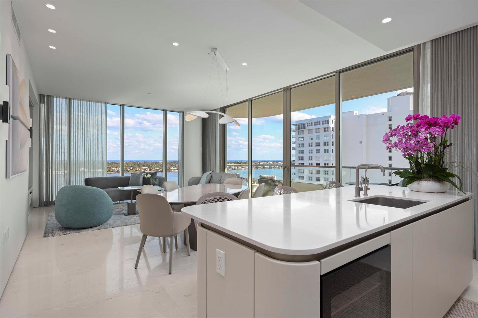 200 Arkona Court # 1002, West Palm Beach, FL 33401 photo 2