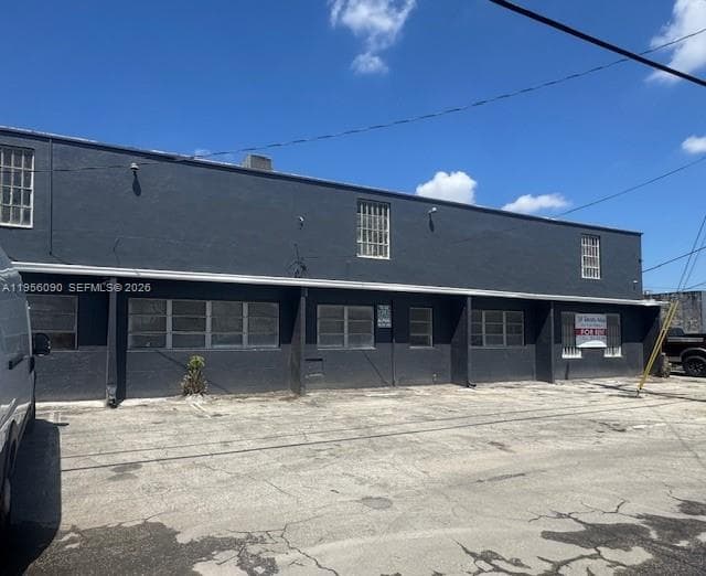 7130 NW 35th Ave, Miami, FL 33147 photo 2