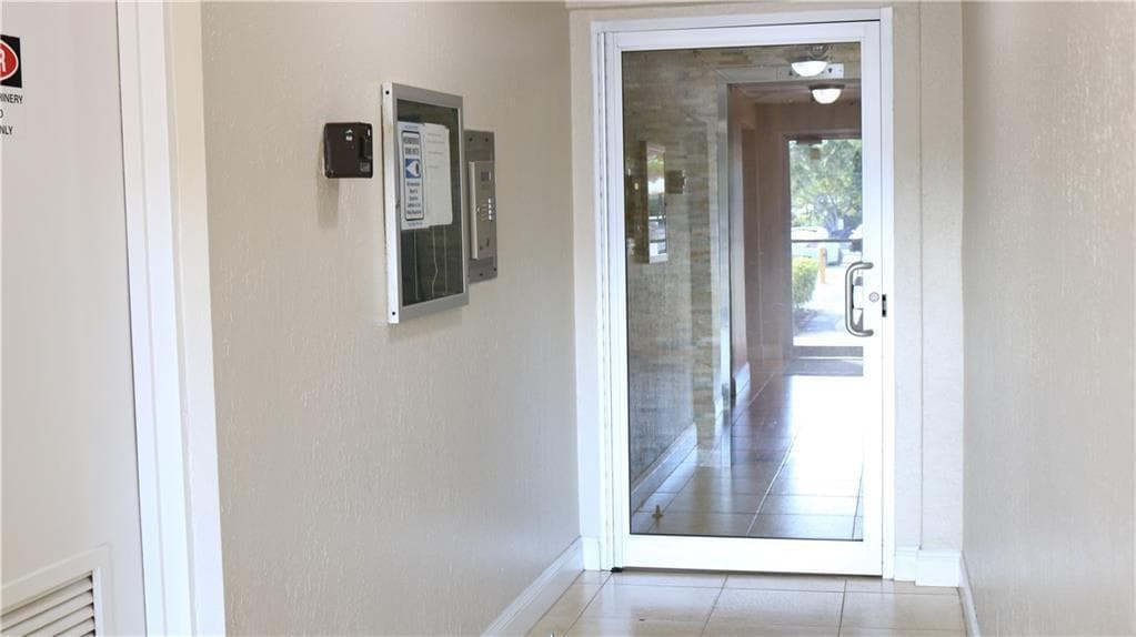 7300 NW 17th Street # 202, Plantation, FL 33313 photo 2