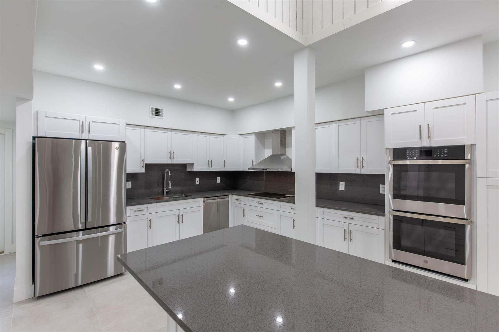1989 Canterbury Circle, Wellington, FL 33414 photo 3