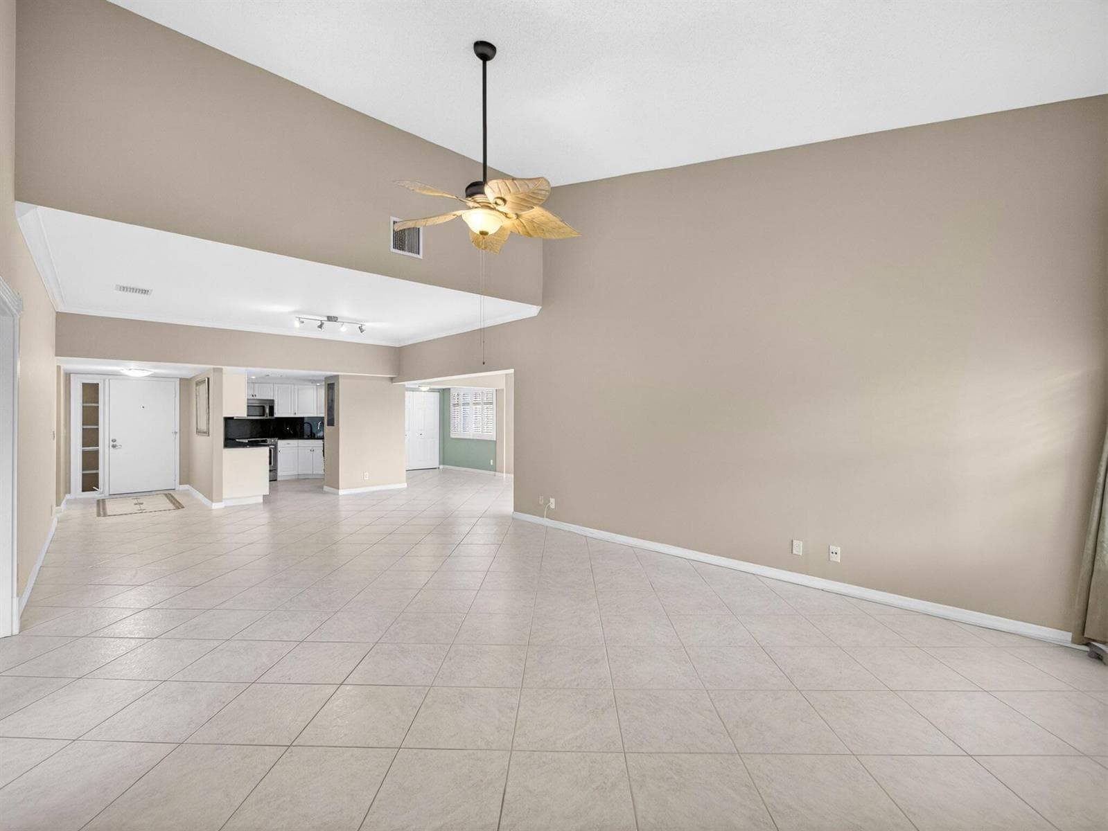 1660 Twelve Oaks Way # 303, North Palm Beach, FL 33408 photo 3